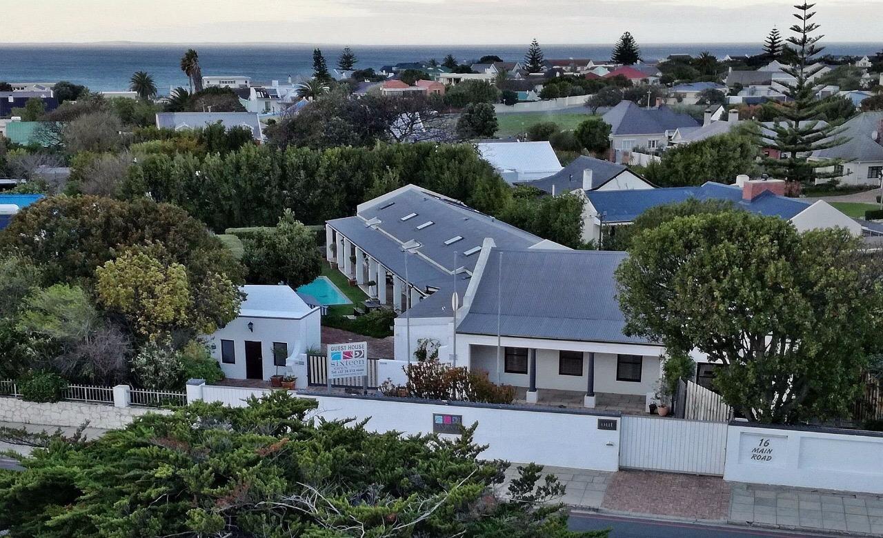 Sixteen Guest House on Main Appartement